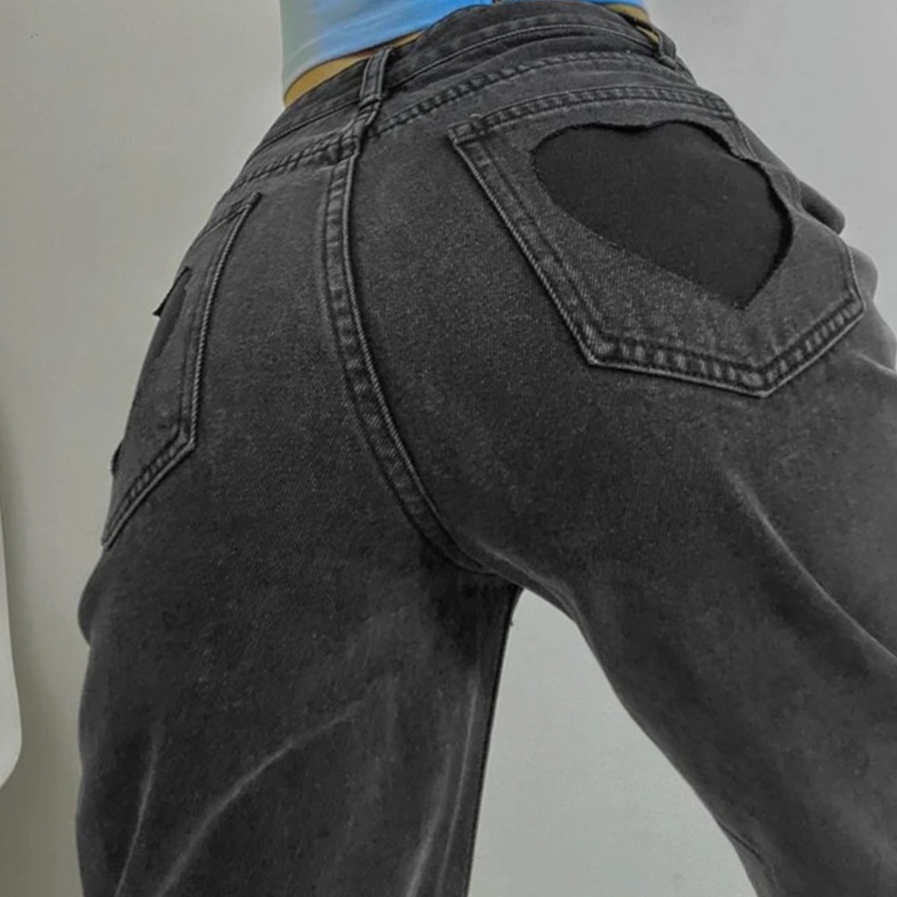 Black high waisted jeans fake heart back pockets - Picture 4 of 11